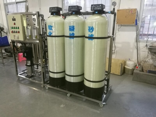 traitement de l'eau industriel de résistivité d'opération de Gap de machine de purification d'eau 0.3Mpa