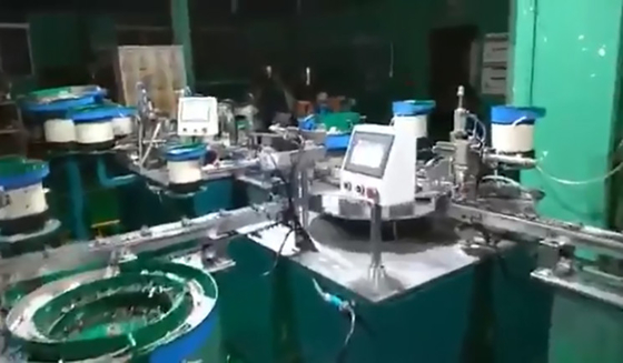 Machine faite sur commande de pointe d'équipement d'Assemblée de charnière d'équipement d'automation